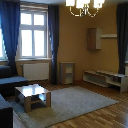 Apartment Vltavska F Prag Exteriör bild