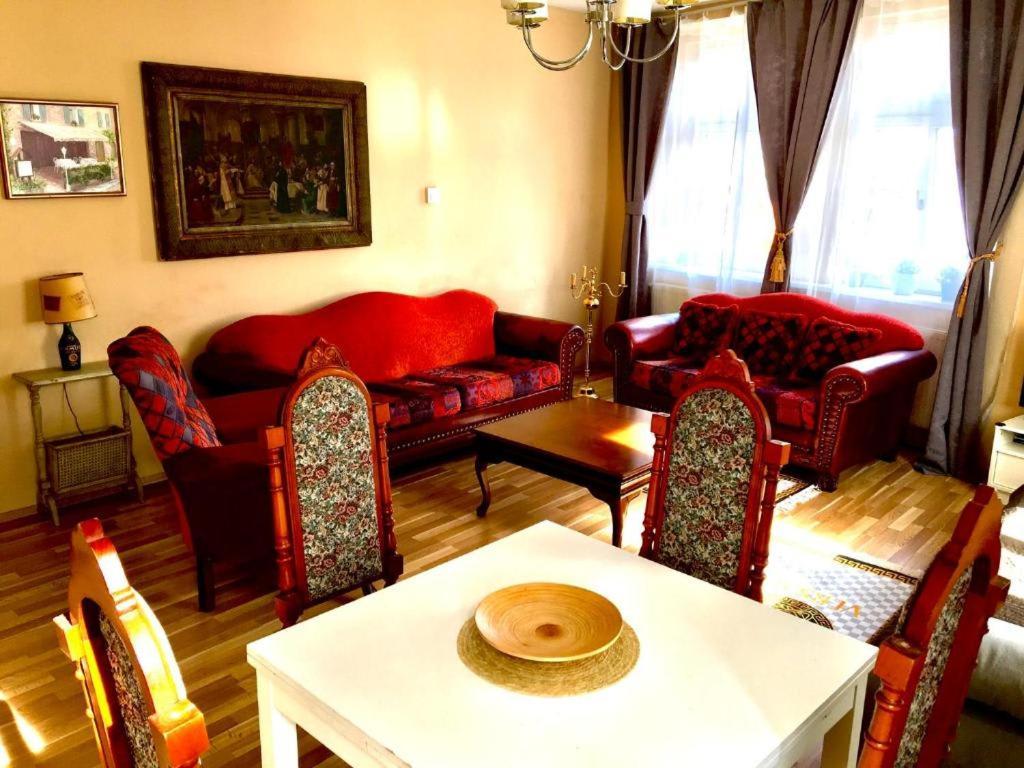 Apartment Vltavska F Prag Exteriör bild
